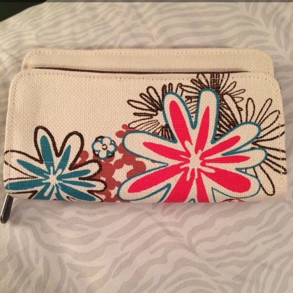 thirty-one Handbags - Free to Be Wallet -Thirty-One